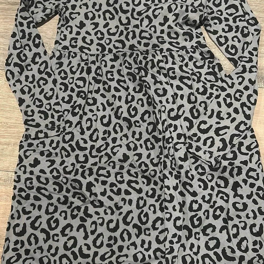 Old Navy M(8) Dresses